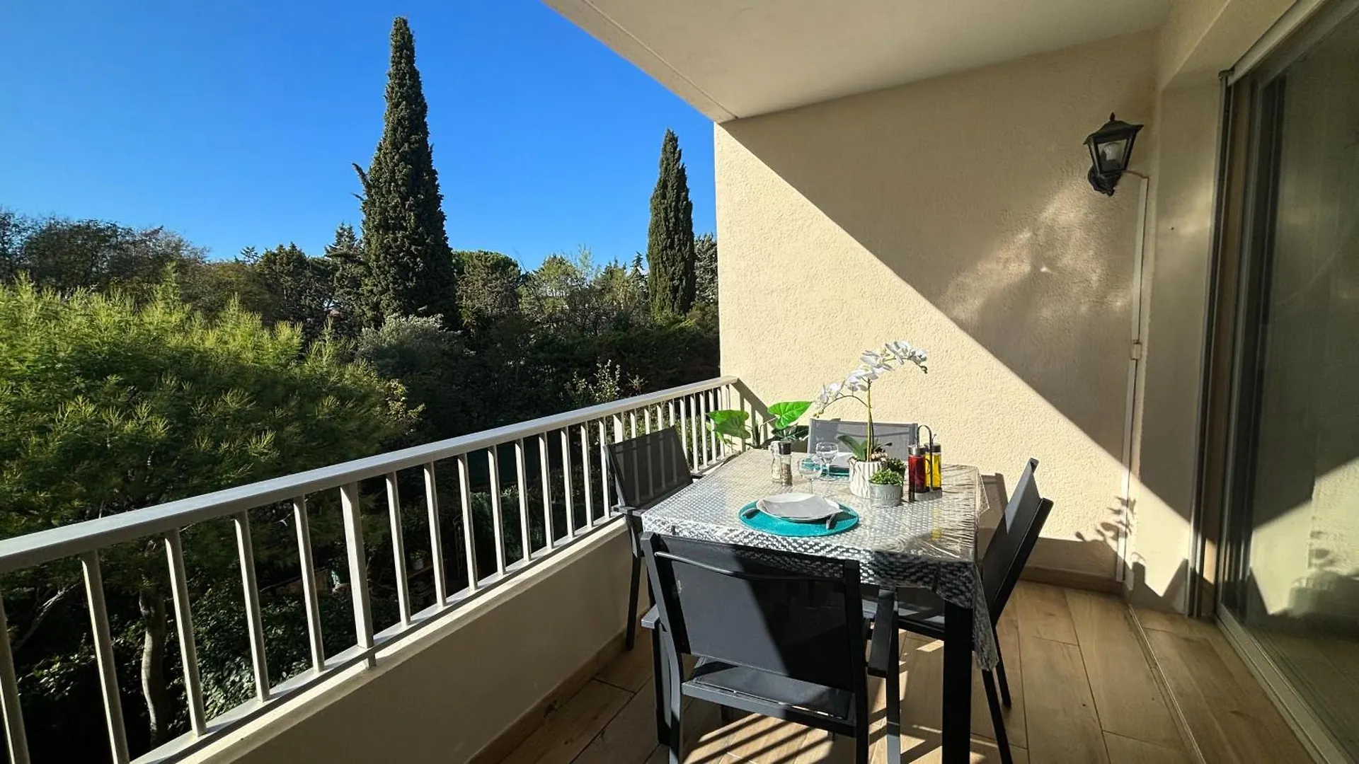 Apartment Proche Centre Sanary Studio Climatise 4 Personnes