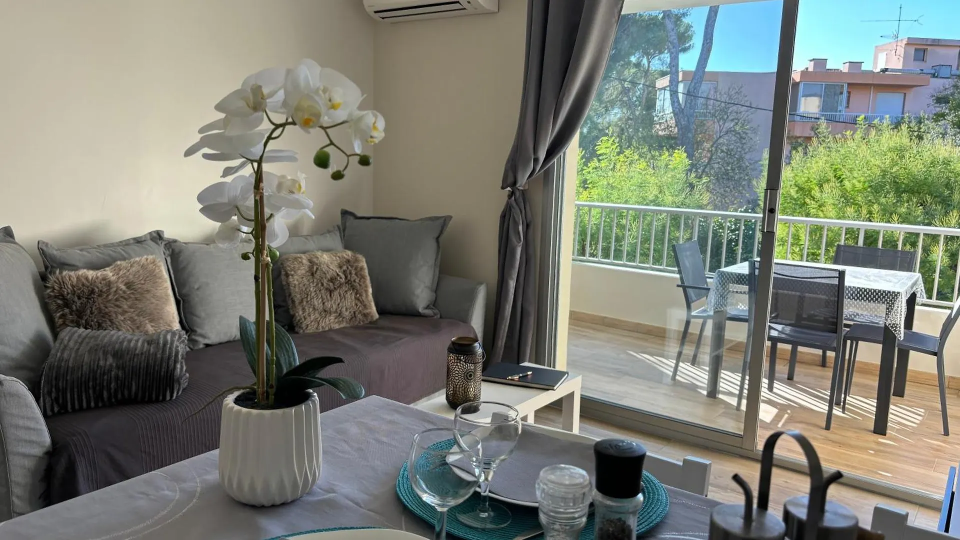 Proche Centre Sanary Studio Climatise 4 Personnes 0*, Sanary-sur-Mer France