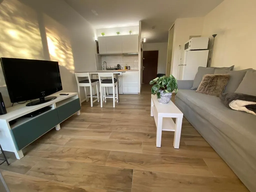 Apartment Proche Centre Sanary Studio Climatise 4 Personnes France